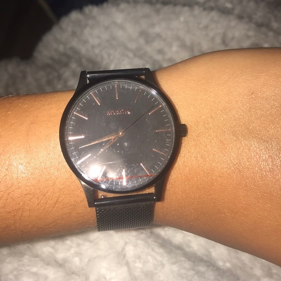 MVMT Watch - Picture 1 of 3